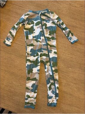 Kyte baby Camo One-Piece Zipper Pajama - Green Camo
